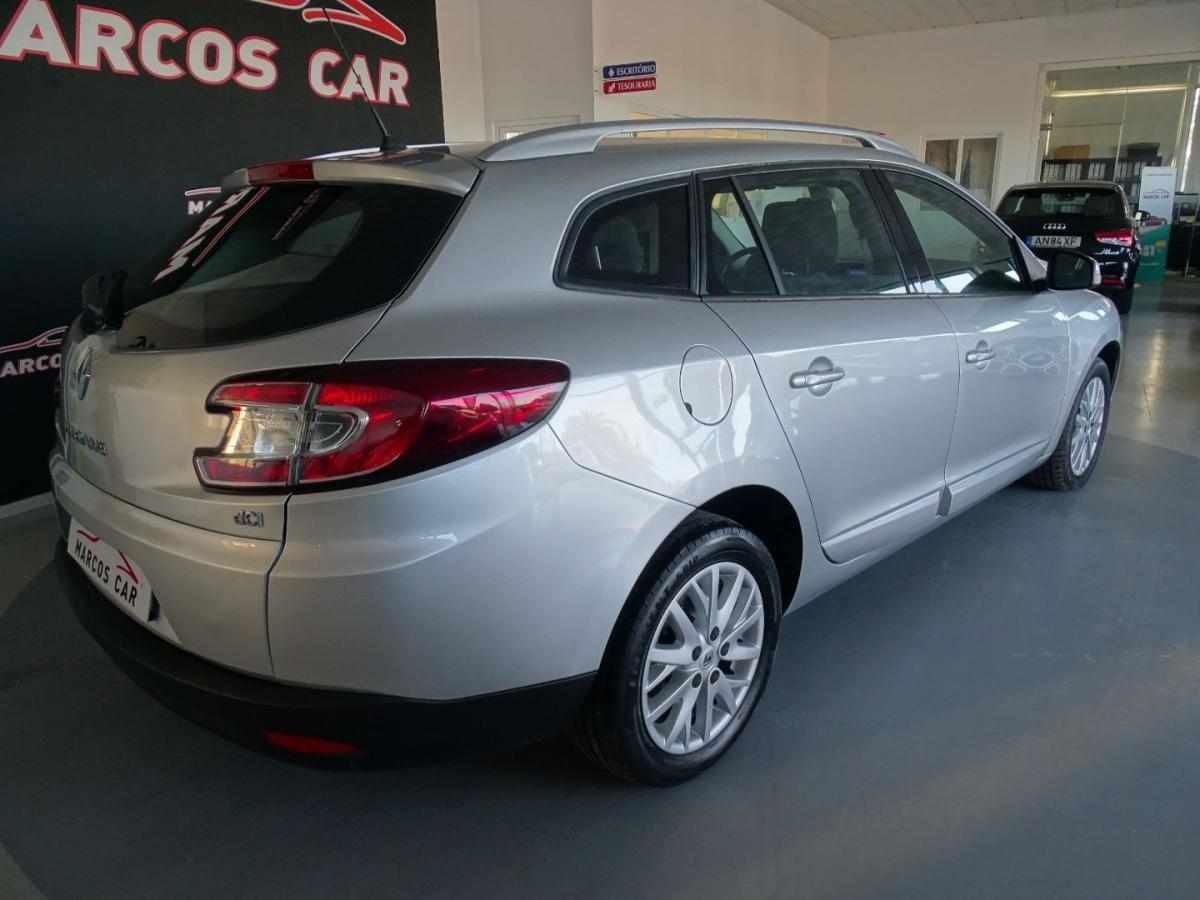 renault-megane-sport-tourer-2013-diesel-1461cc