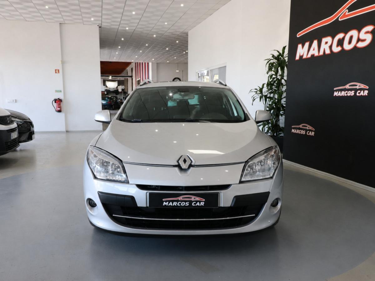 renault-megane-sport-tourer-2010-diesel-1461cc