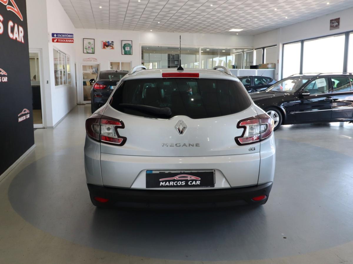renault-megane-sport-tourer-2010-diesel-1461cc