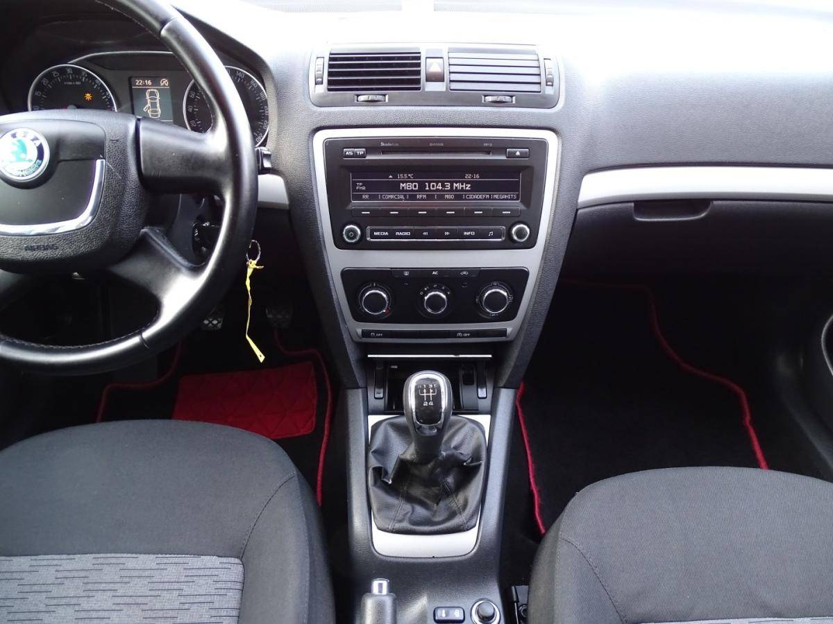 skoda-octavia-break-2011-diesel-1598cc