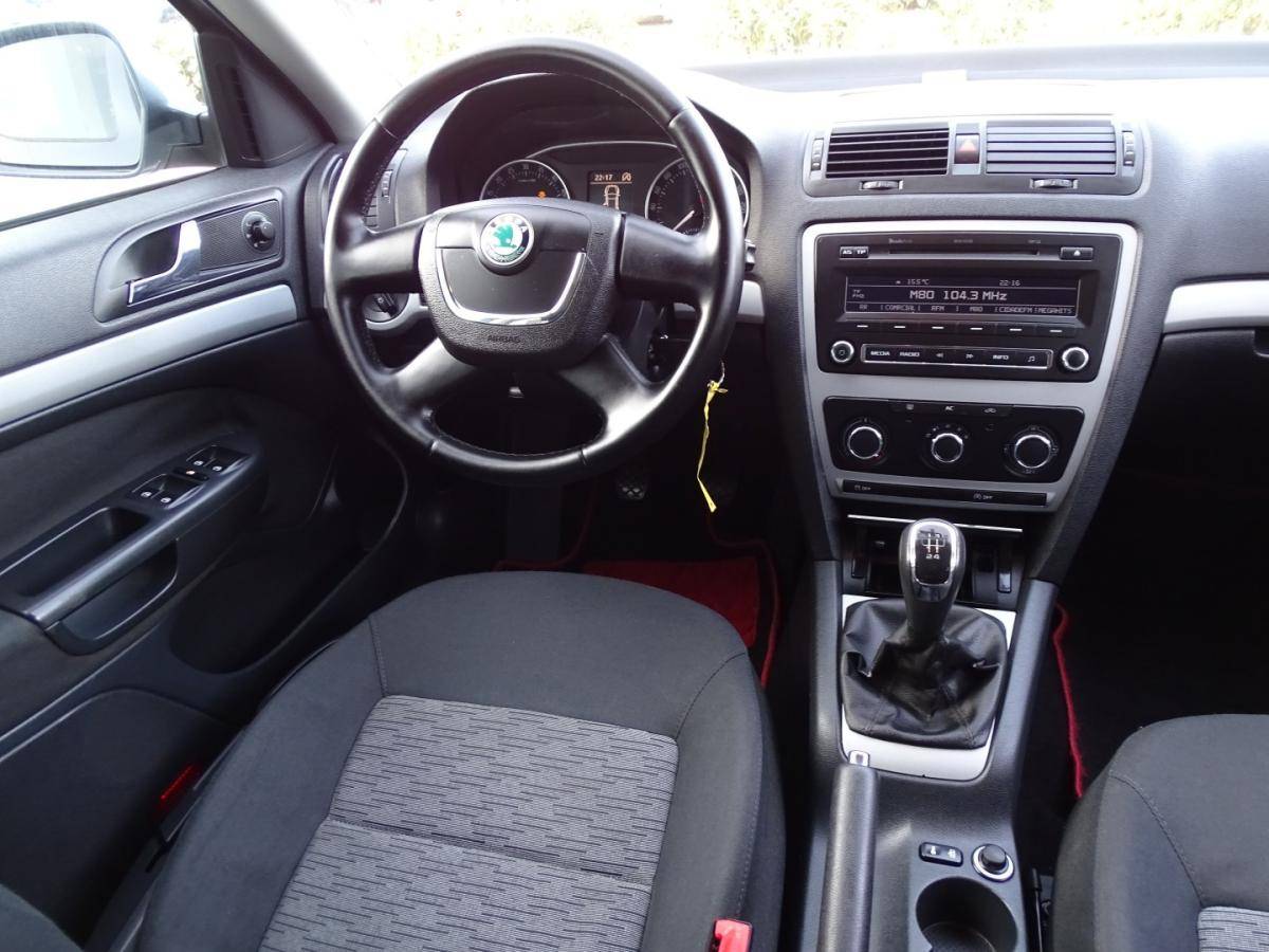 skoda-octavia-break-2011-diesel-1598cc