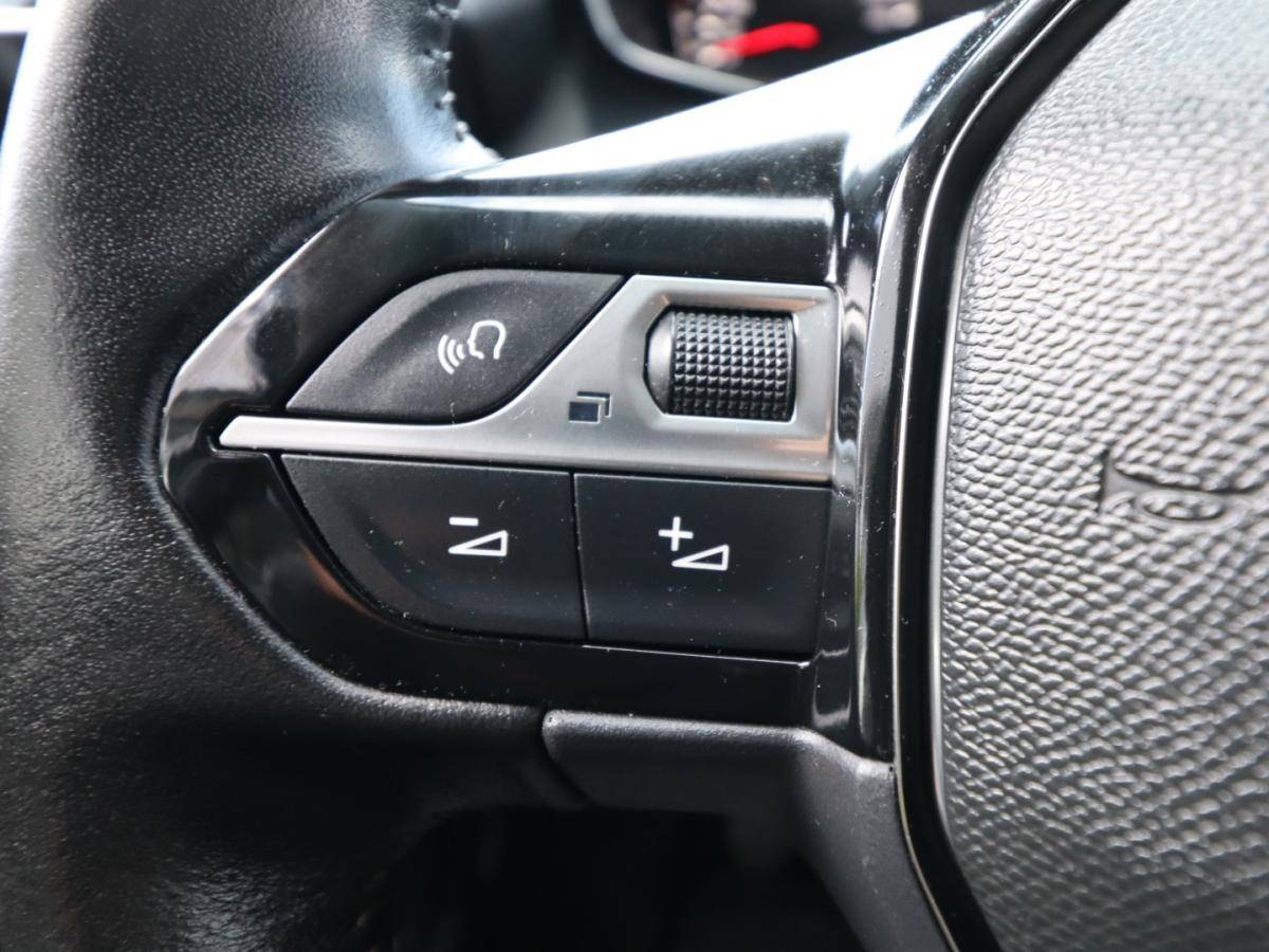 peugeot-208-2019-diesel-1499cc