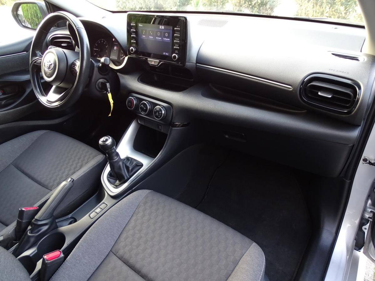 toyota-yaris-2021-gasolina-998cc