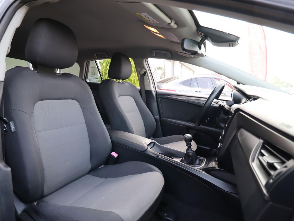 toyota-avensis-2016-diesel-1598cc