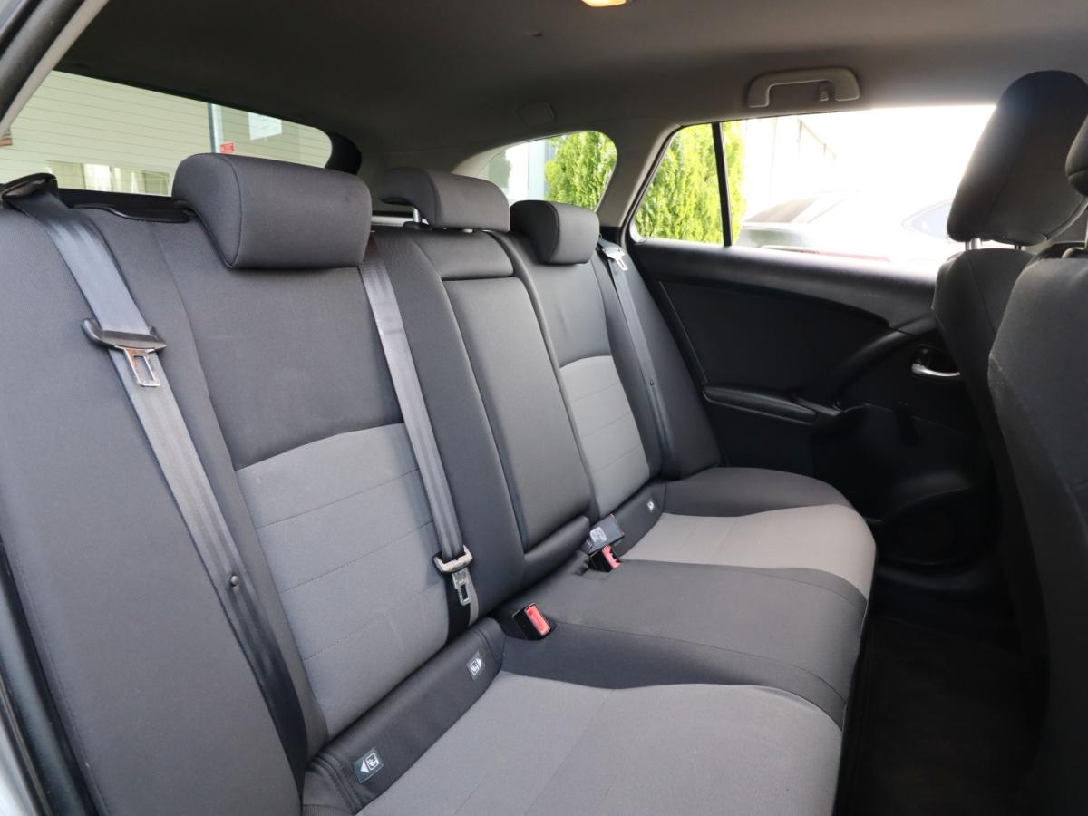 toyota-avensis-2016-diesel-1598cc