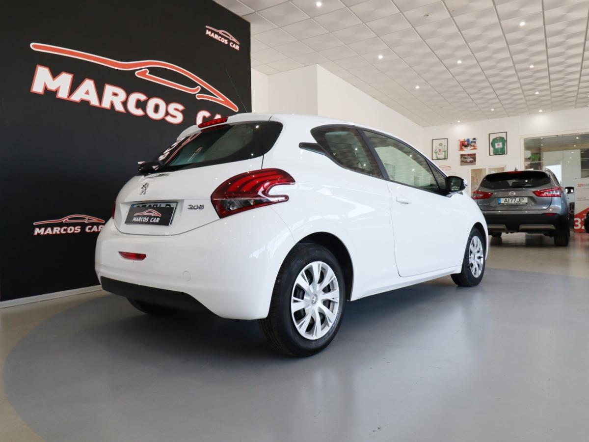 peugeot-208-2017-diesel-1560cc
