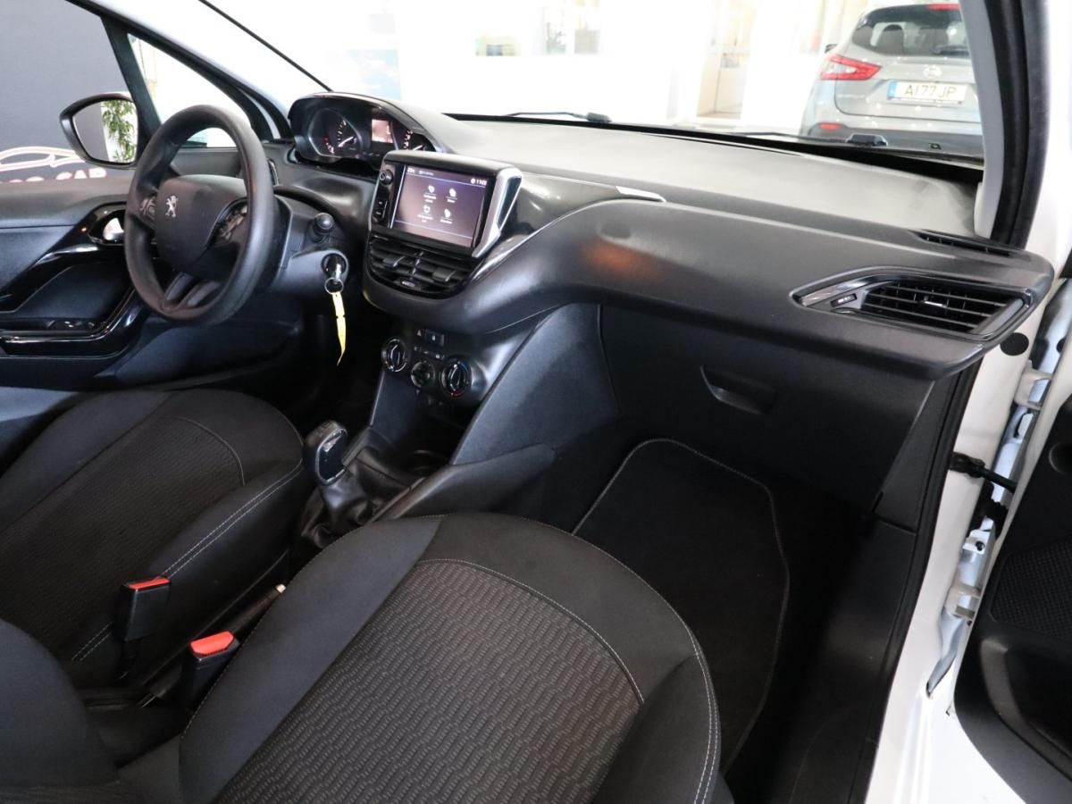 peugeot-208-2017-diesel-1560cc