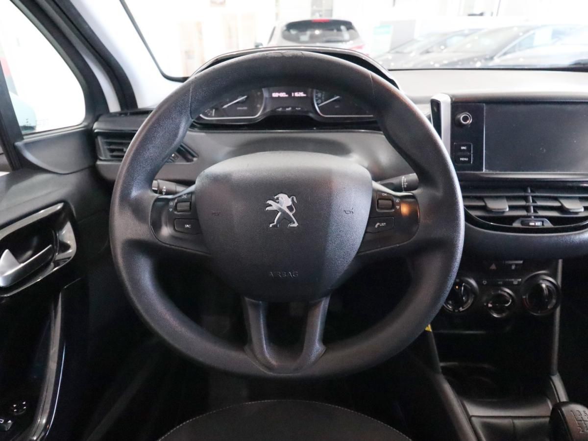 peugeot-208-2017-diesel-1560cc