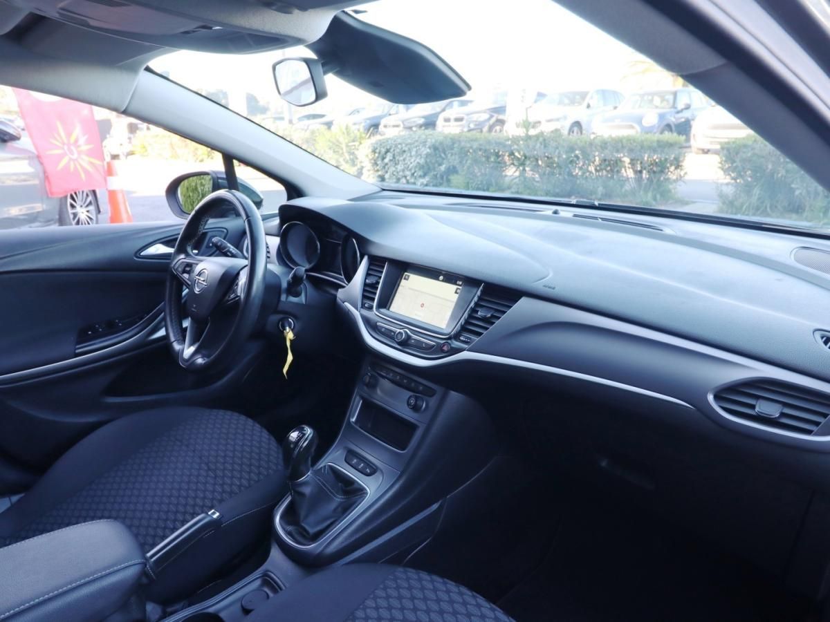 opel-astra-2021-diesel-1499cc