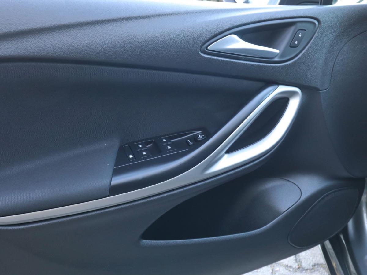 opel-astra-2021-diesel-1499cc