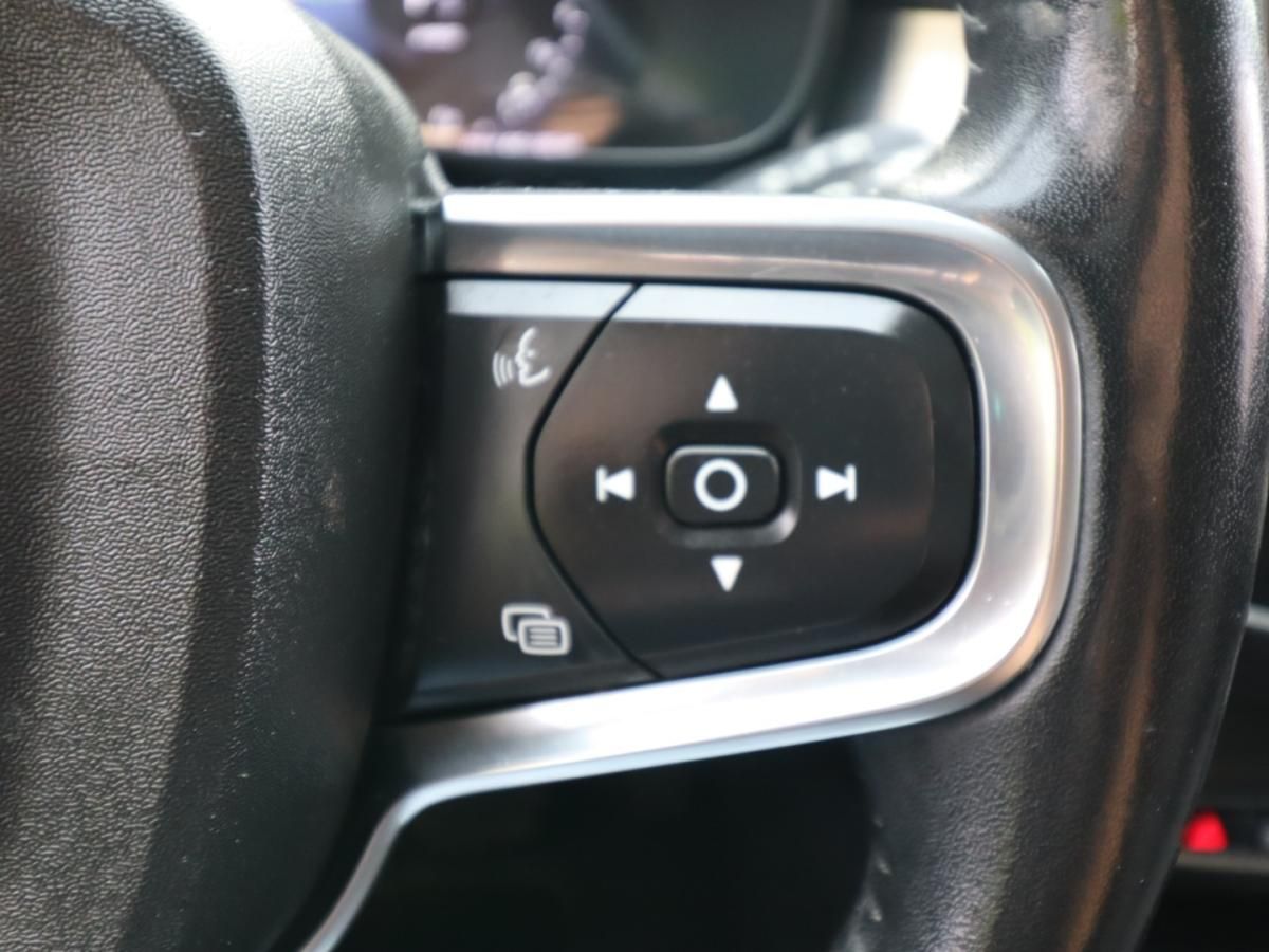 volvo-xc40-2021-hibrido-1477cc