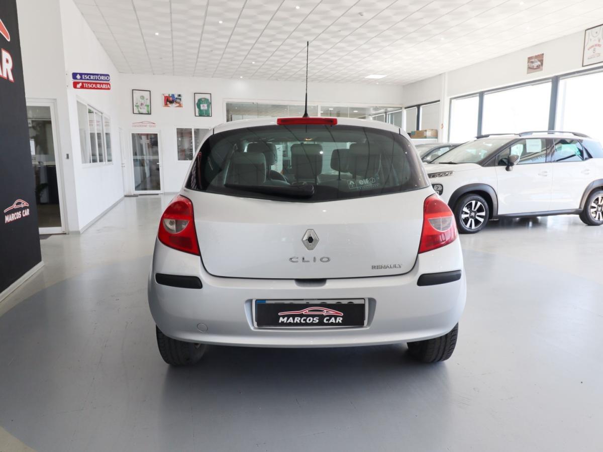 renault-clio-2005-gasolina-1149cc