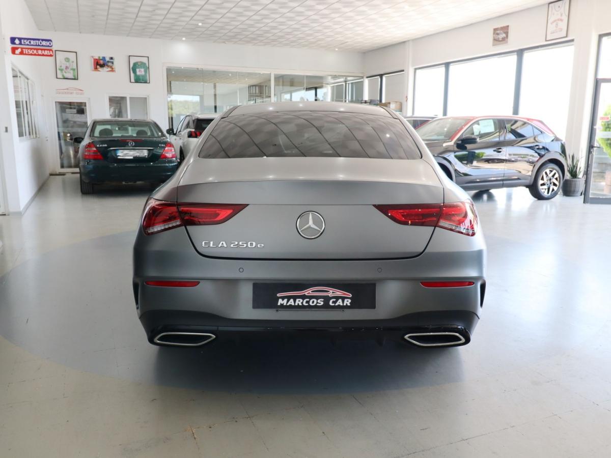 mercedes-benz-cla-2022-hibrido-1398cc