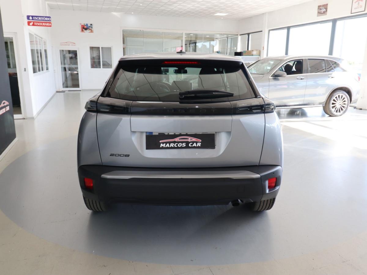 peugeot-2008-2024-gasolina-1199cc