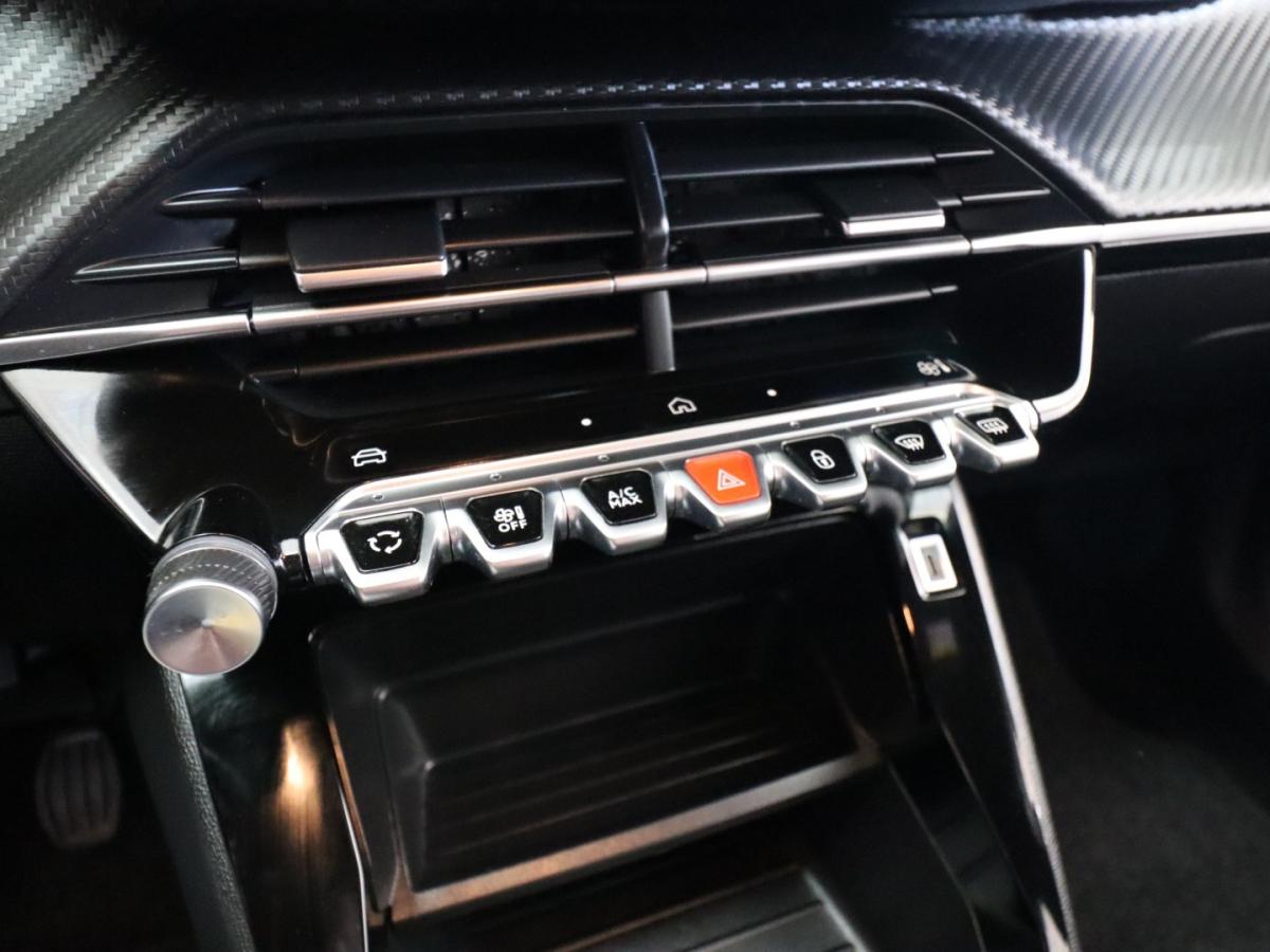 peugeot-2008-2024-gasolina-1199cc