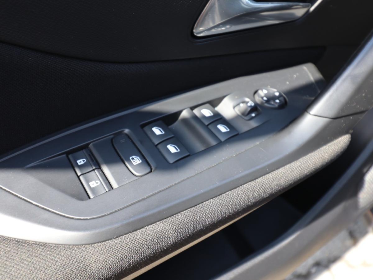 peugeot-308-sw-2022-gasolina-1199cc
