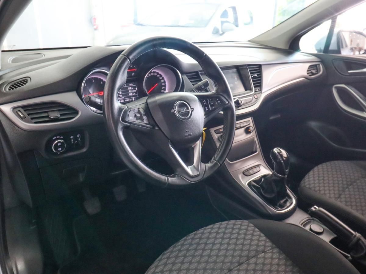 opel-astra-sport-tourer-2017-diesel-1598cc