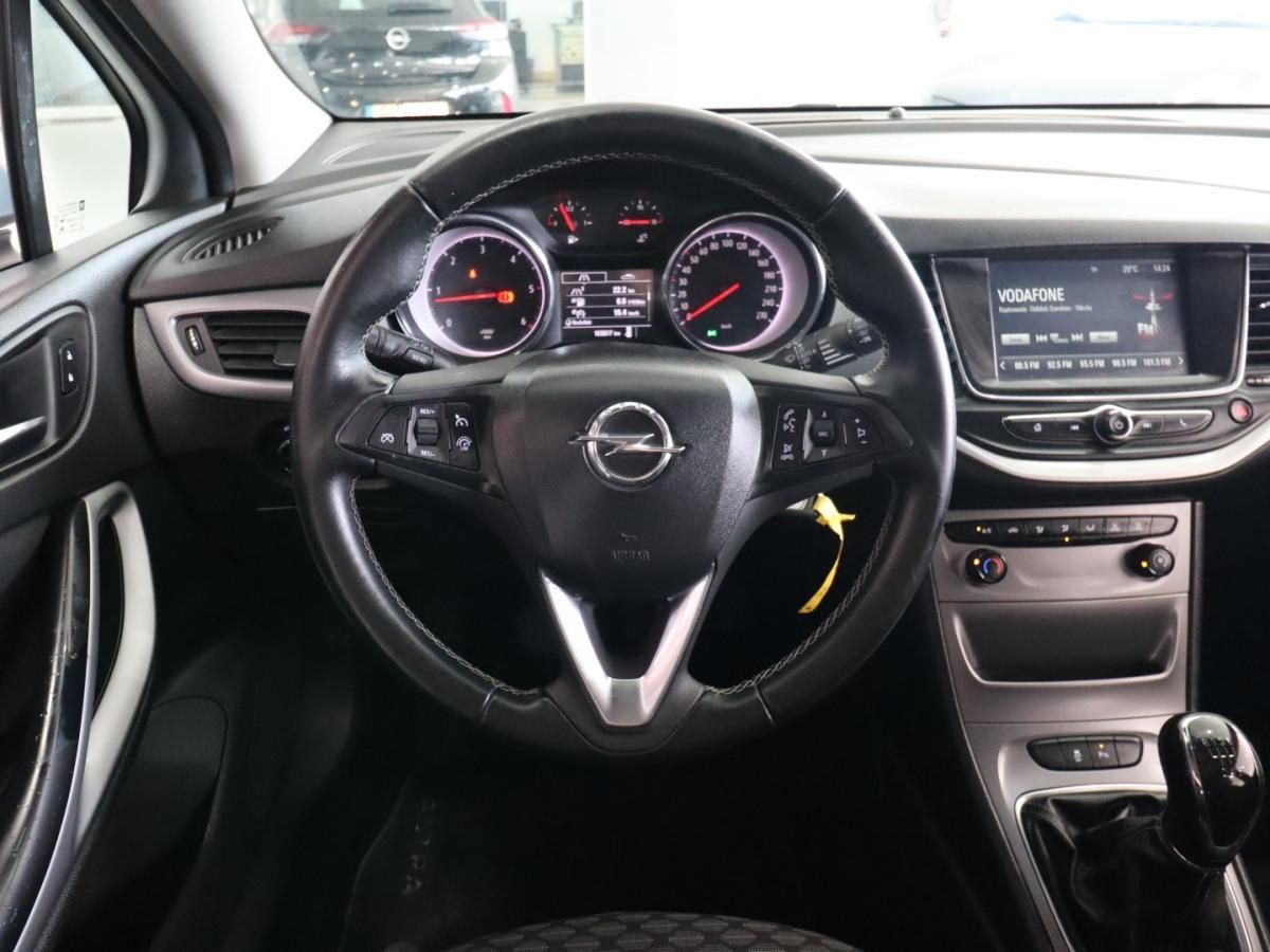opel-astra-sport-tourer-2017-diesel-1598cc