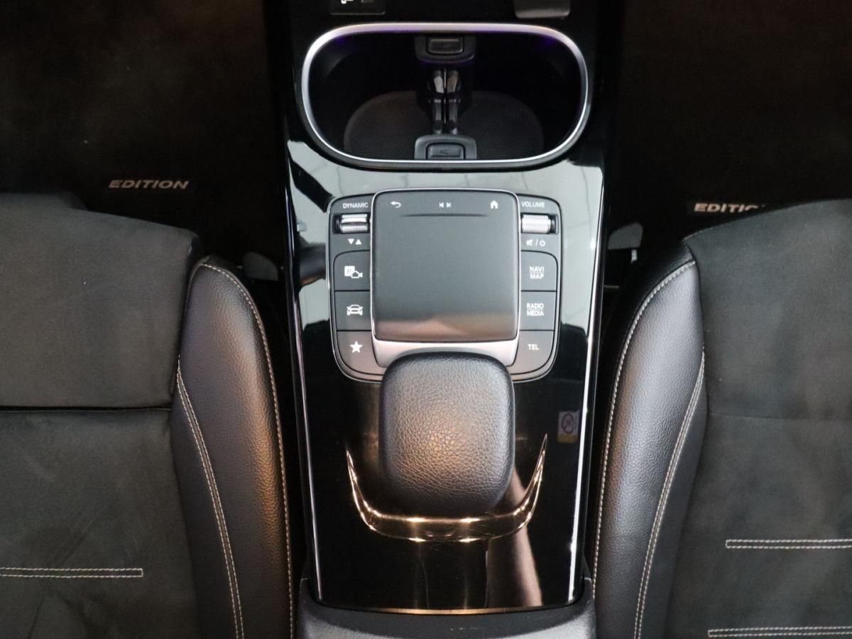 mercedes-benz-cla-2022-hibrido-1332cc