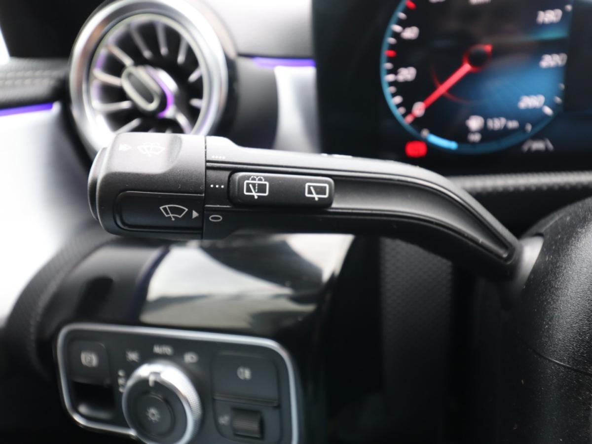 mercedes-benz-cla-2022-hibrido-1332cc