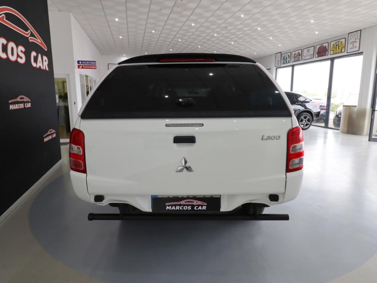 mitsubishi-l200-2019-diesel-2442cc