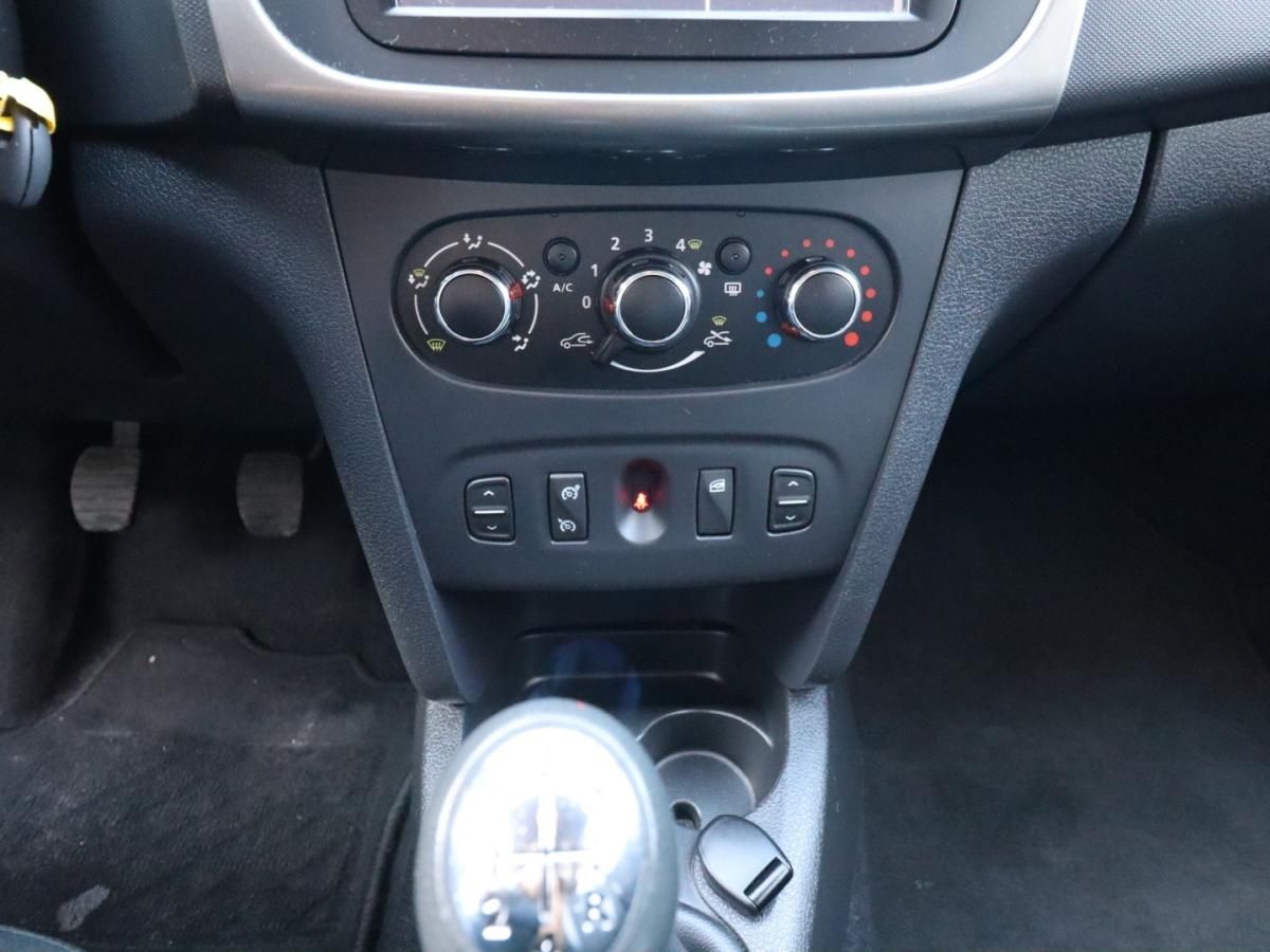 dacia-sandero-2015-diesel-1461cc
