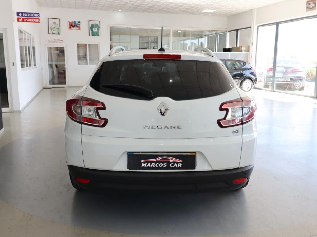 renault-megane-sport-tourer-2016-diesel-1461cc