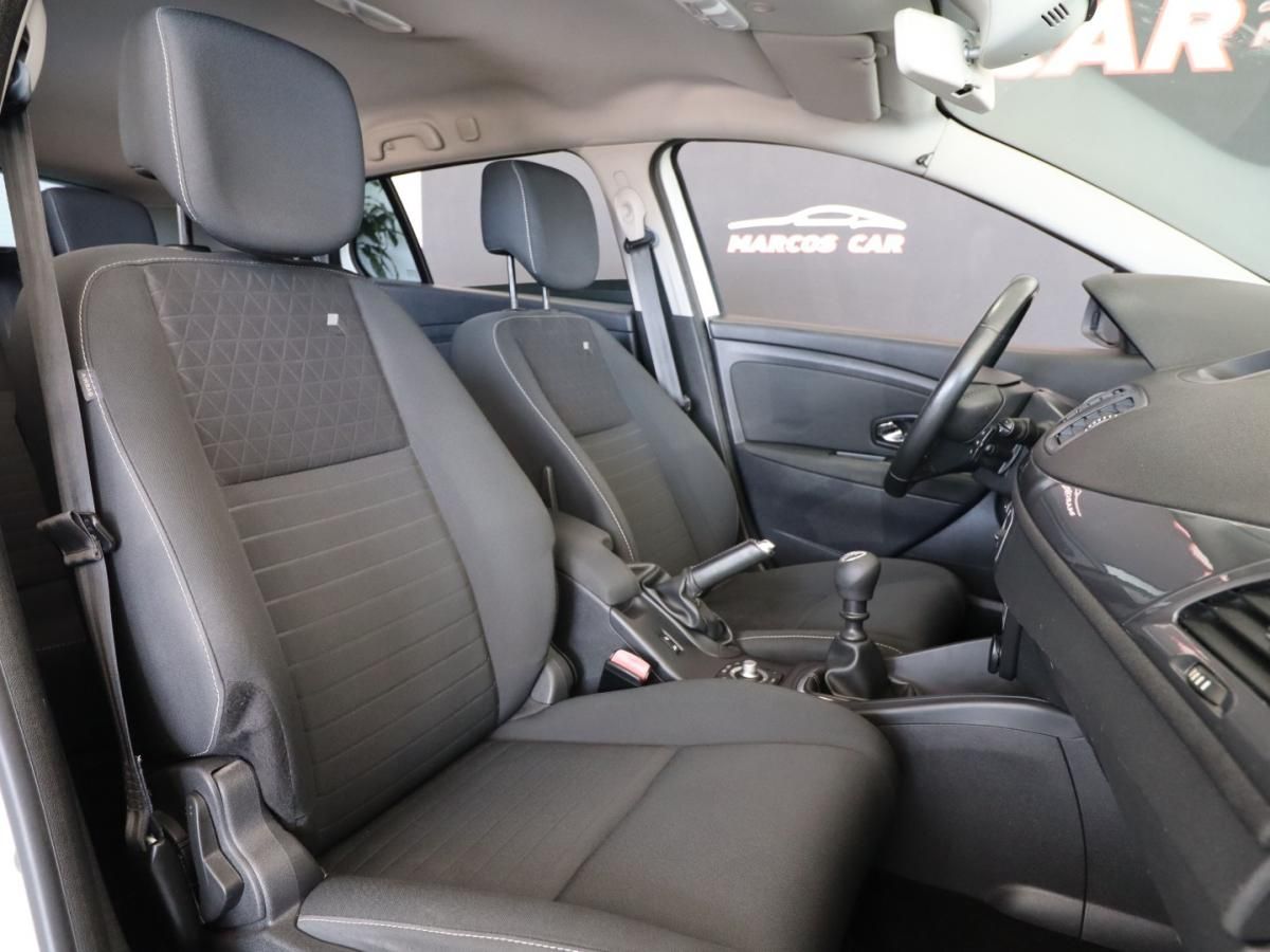 renault-megane-sport-tourer-2016-diesel-1461cc