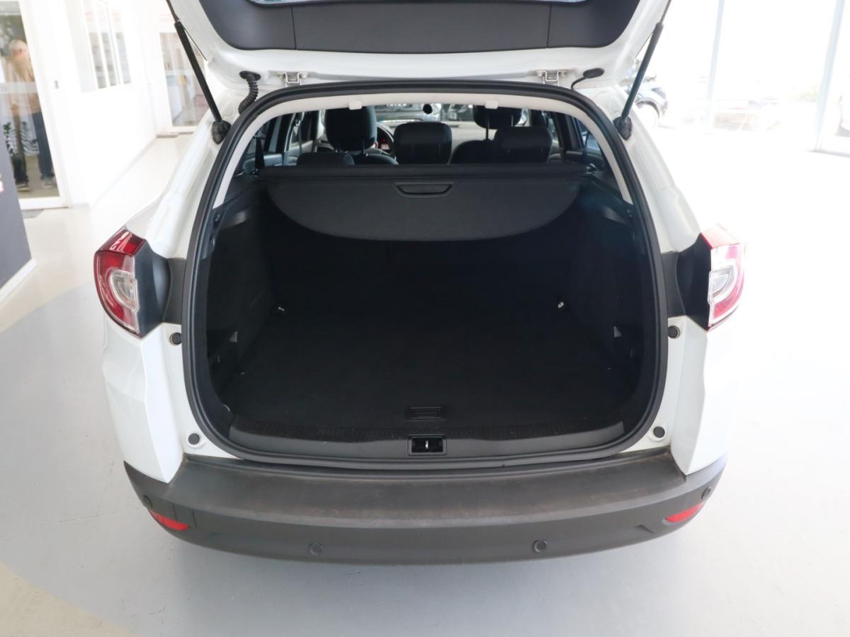 renault-megane-sport-tourer-2016-diesel-1461cc