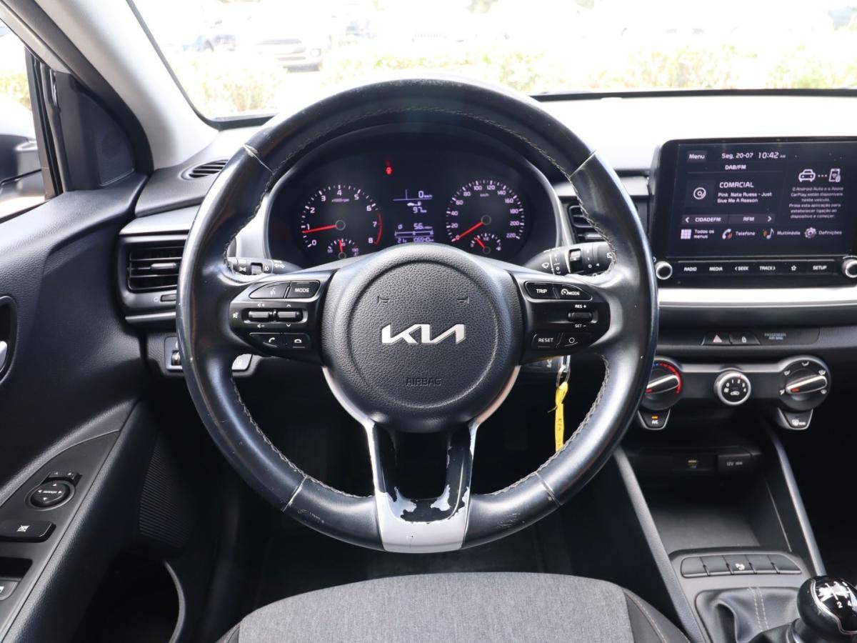 kia-stonic-2022-gasolina-1197cc