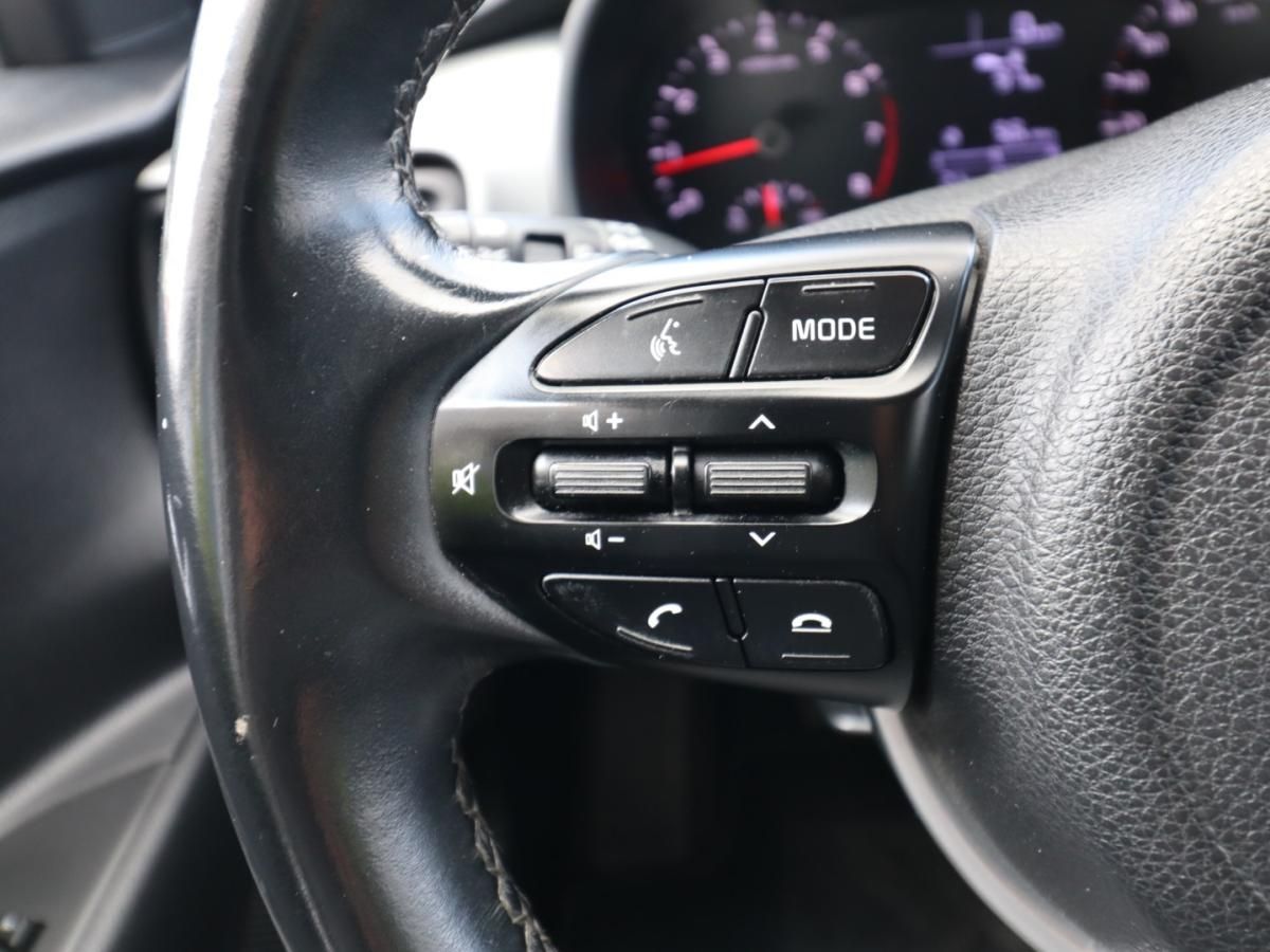 kia-stonic-2022-gasolina-1197cc