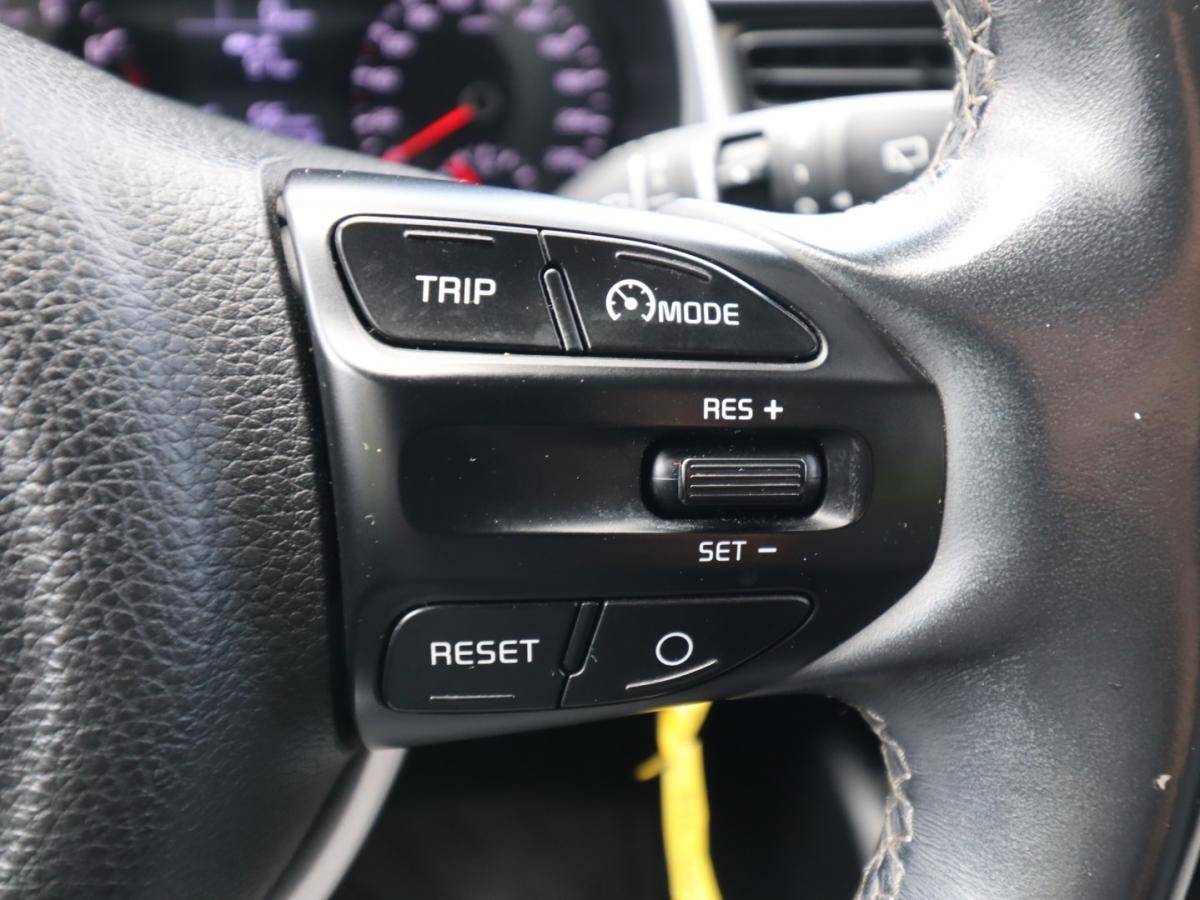 kia-stonic-2022-gasolina-1197cc