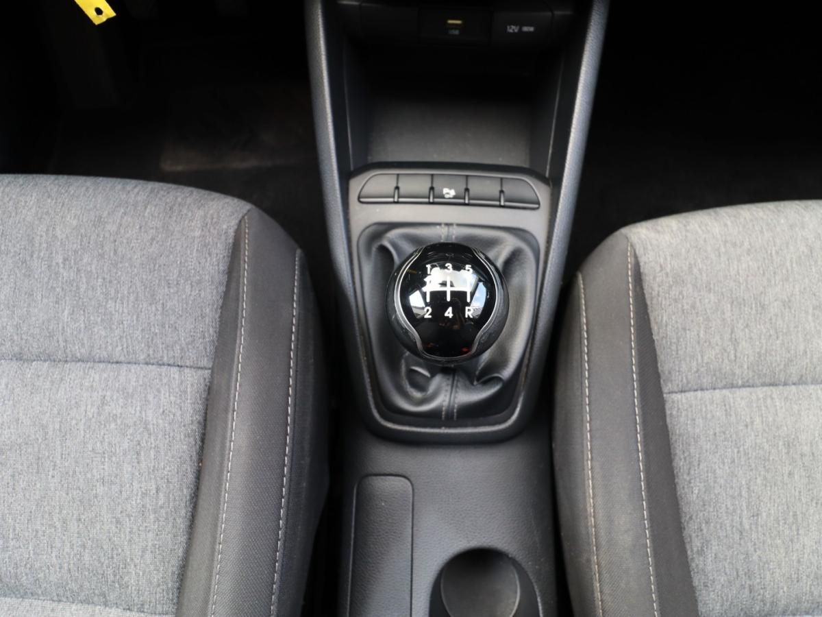 kia-stonic-2022-gasolina-1197cc