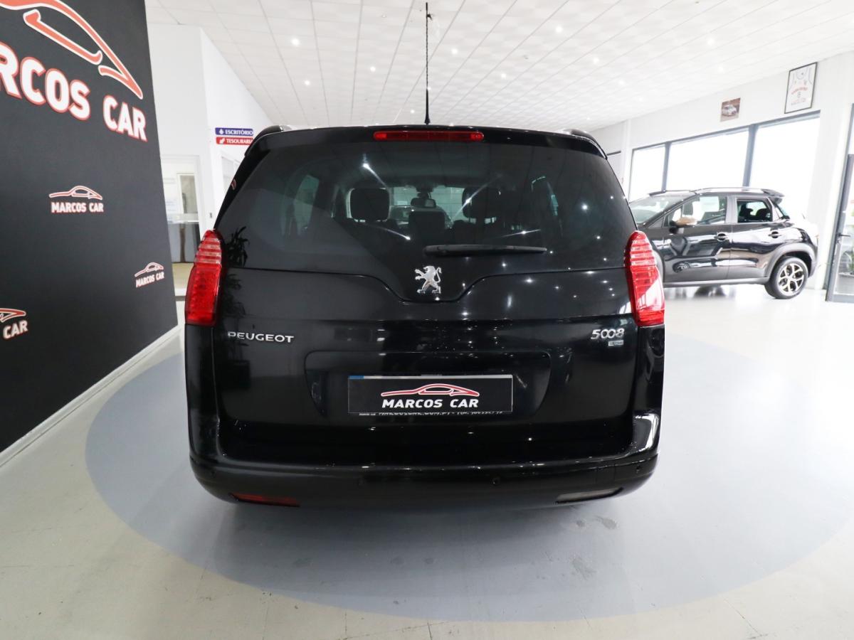 peugeot-5008-2013-diesel-1560cc