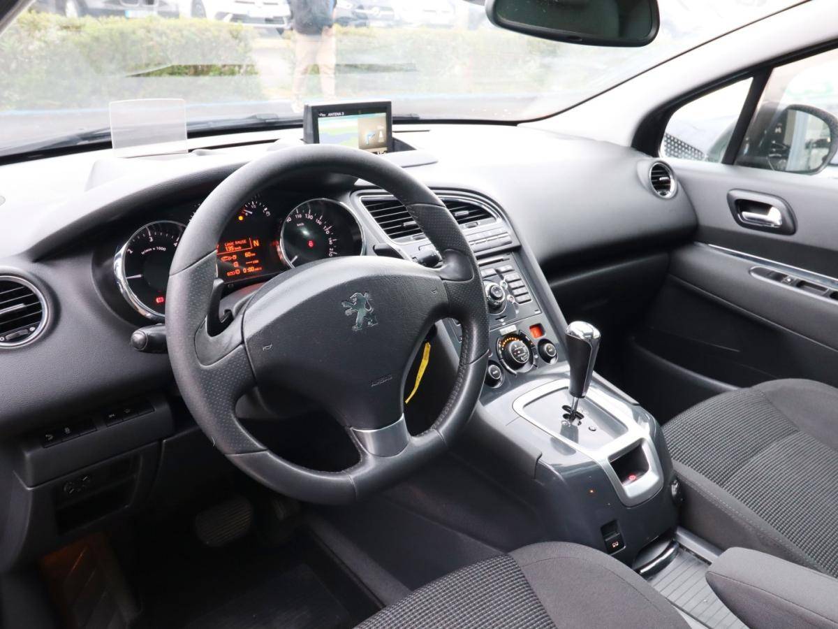 peugeot-5008-2013-diesel-1560cc
