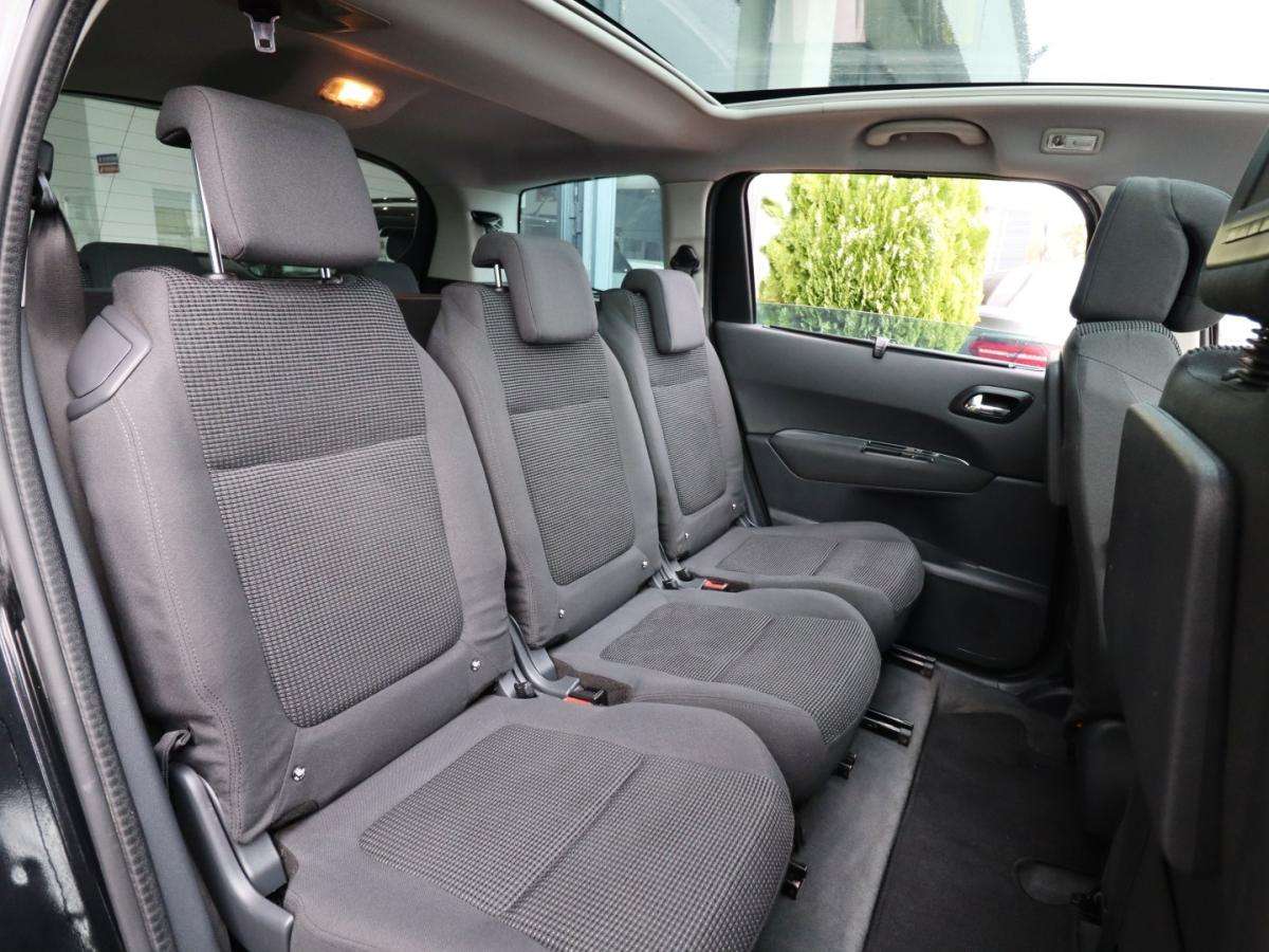 peugeot-5008-2013-diesel-1560cc