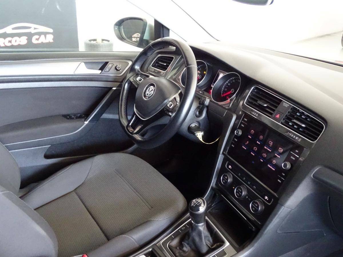 volkswagen-golf-variant-2019-diesel-1598cc