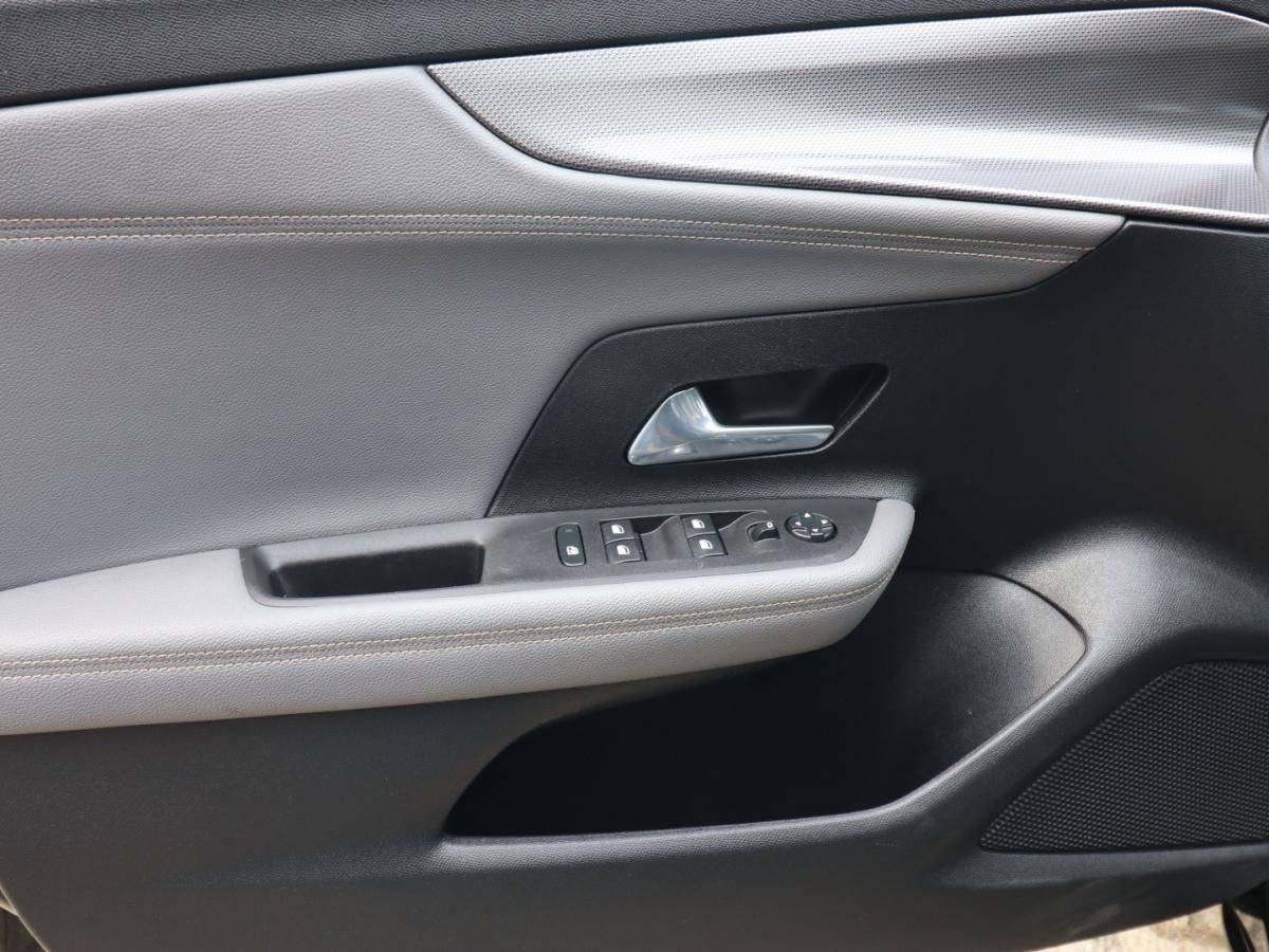 opel-mokka-2023-gasolina-1199cc