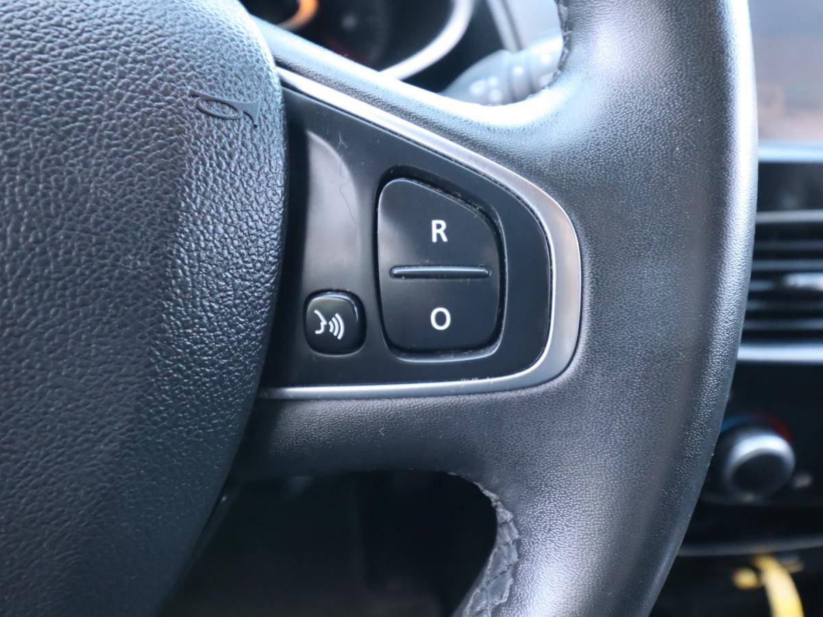 renault-clio-sport-tourer-2018-gasolina-898cc