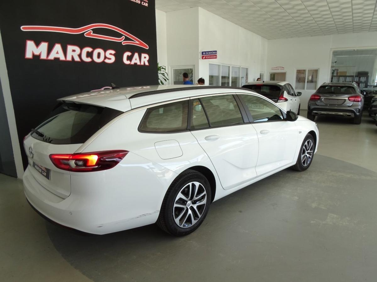 opel-insignia-grand-sport-2021-diesel-1496cc