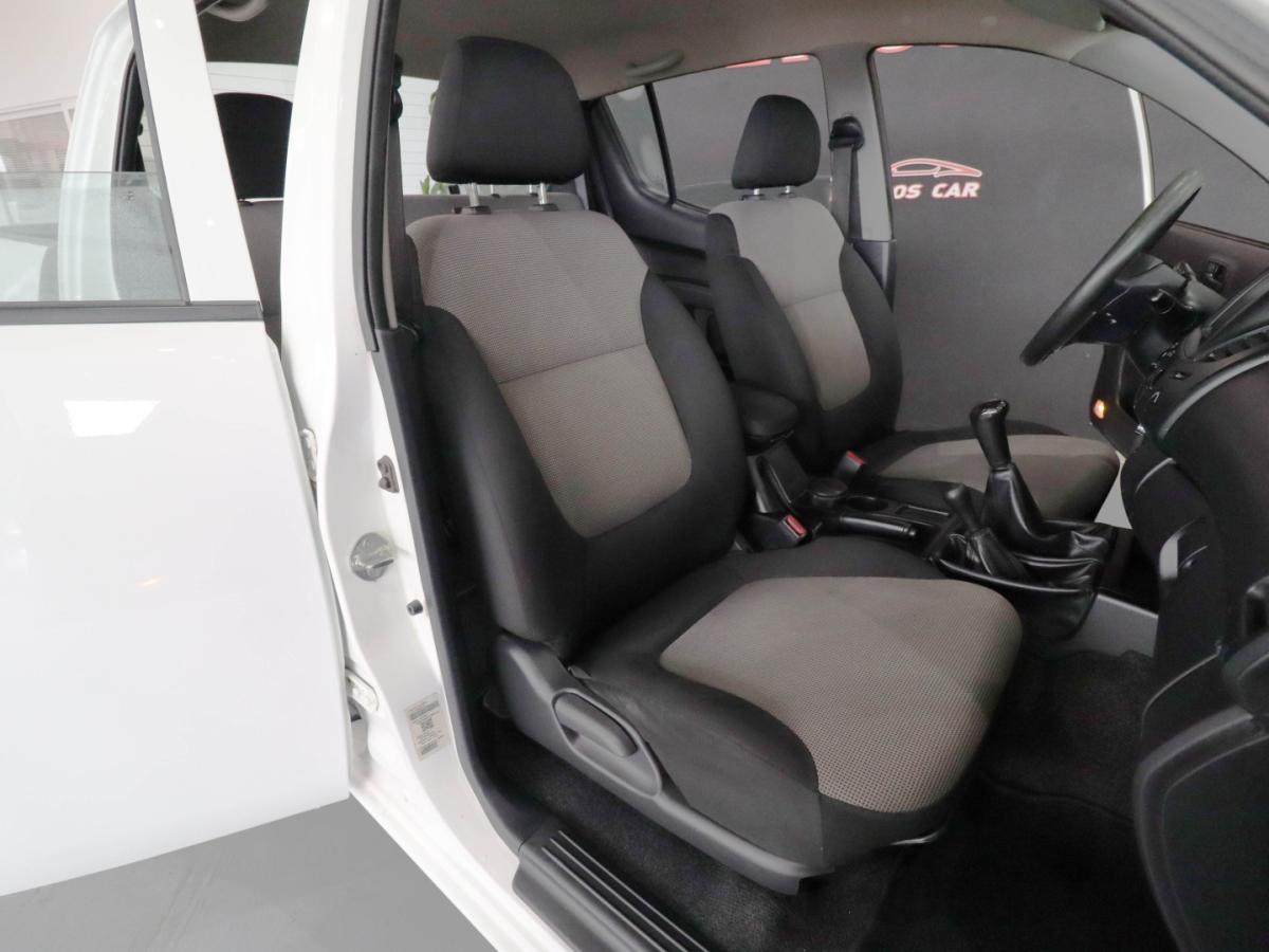 mitsubishi-l200-2014-diesel-2477cc