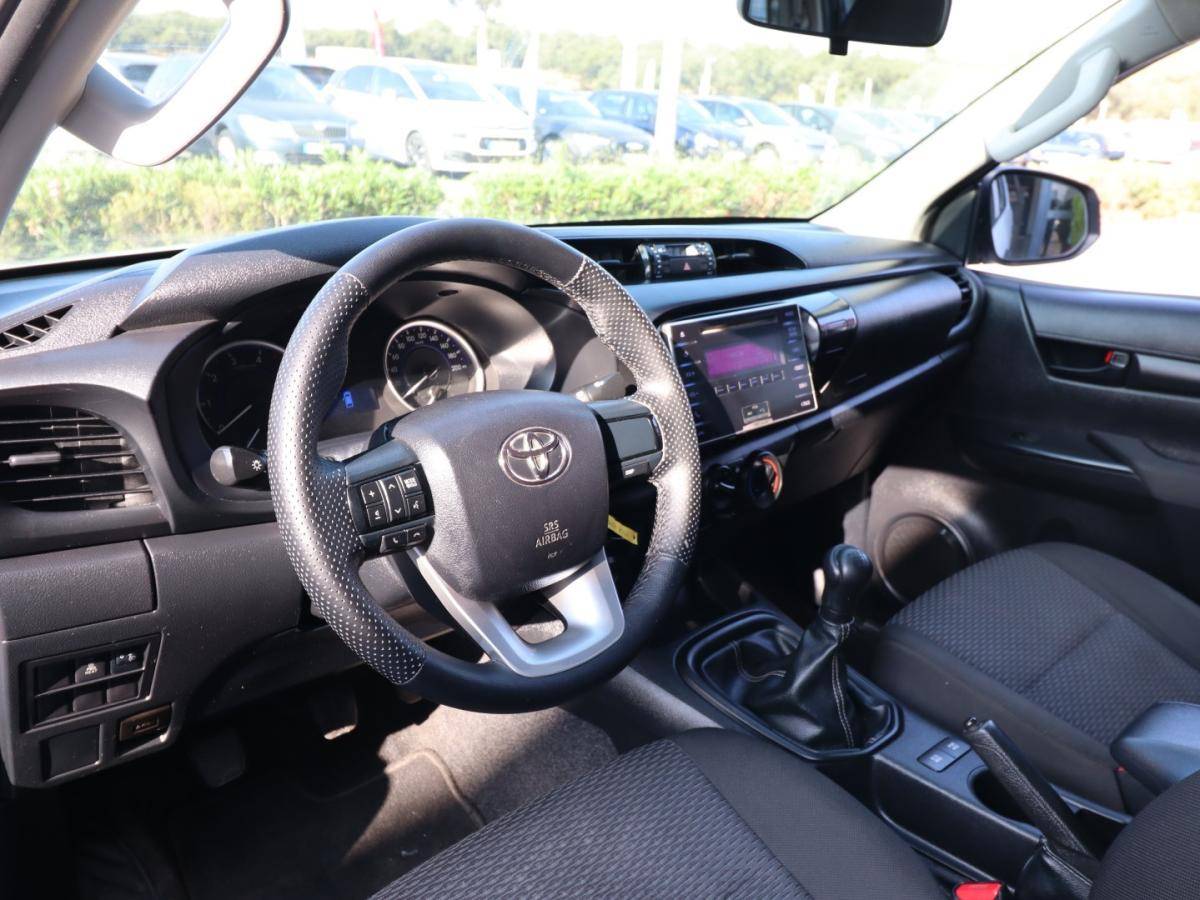 toyota-hilux-2018-diesel-2393cc