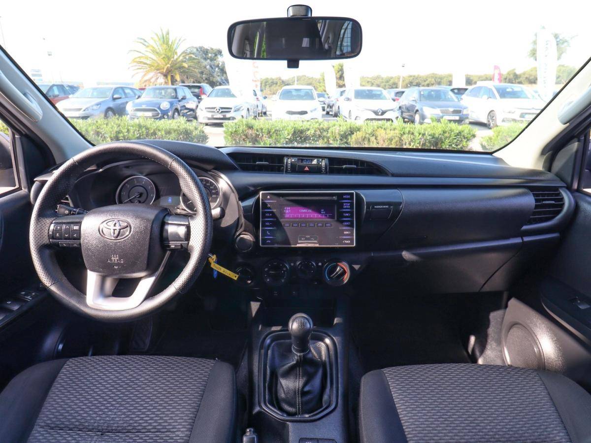 toyota-hilux-2018-diesel-2393cc