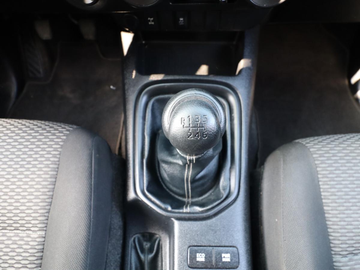 toyota-hilux-2018-diesel-2393cc
