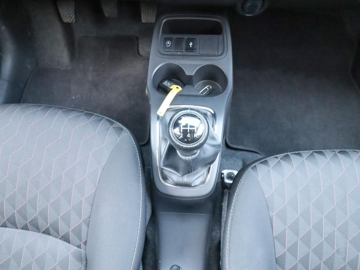 mitsubishi-space-star-2023-gasolina-1200cc