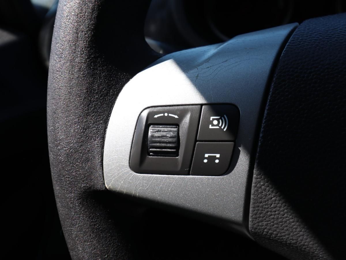 opel-corsa-2011-diesel-1248cc
