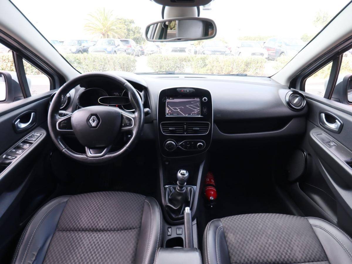 renault-clio-sport-tourer-2017-diesel-1461cc