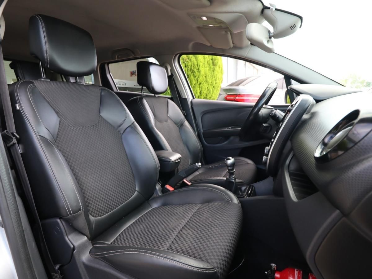 renault-clio-sport-tourer-2017-diesel-1461cc