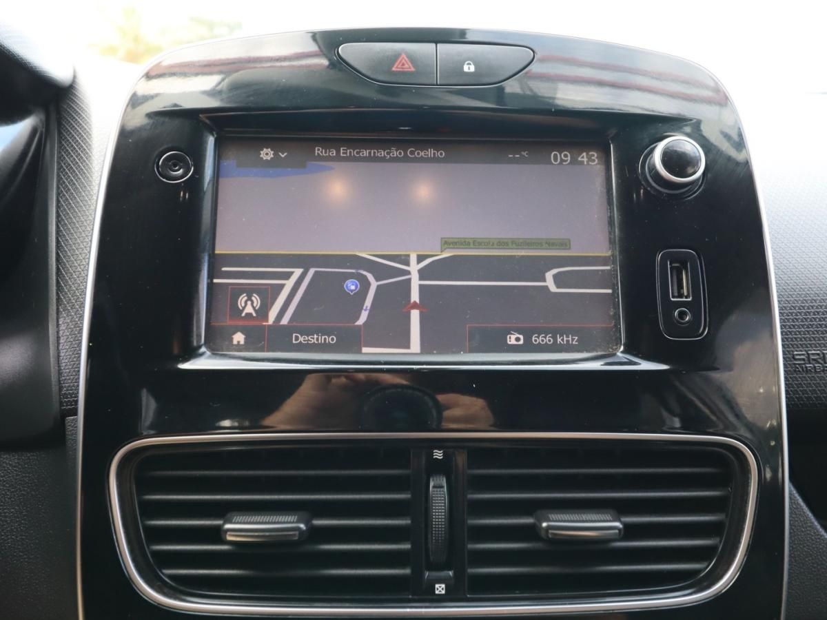 renault-clio-sport-tourer-2017-diesel-1461cc