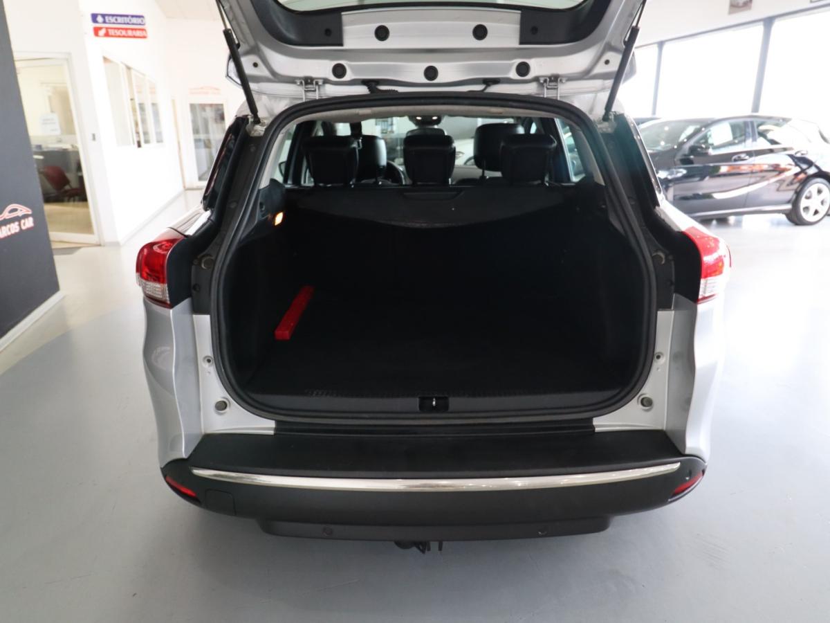 renault-clio-sport-tourer-2017-diesel-1461cc